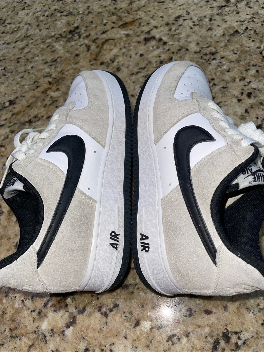 Nike Air Force 1 Low ‘07 LV8